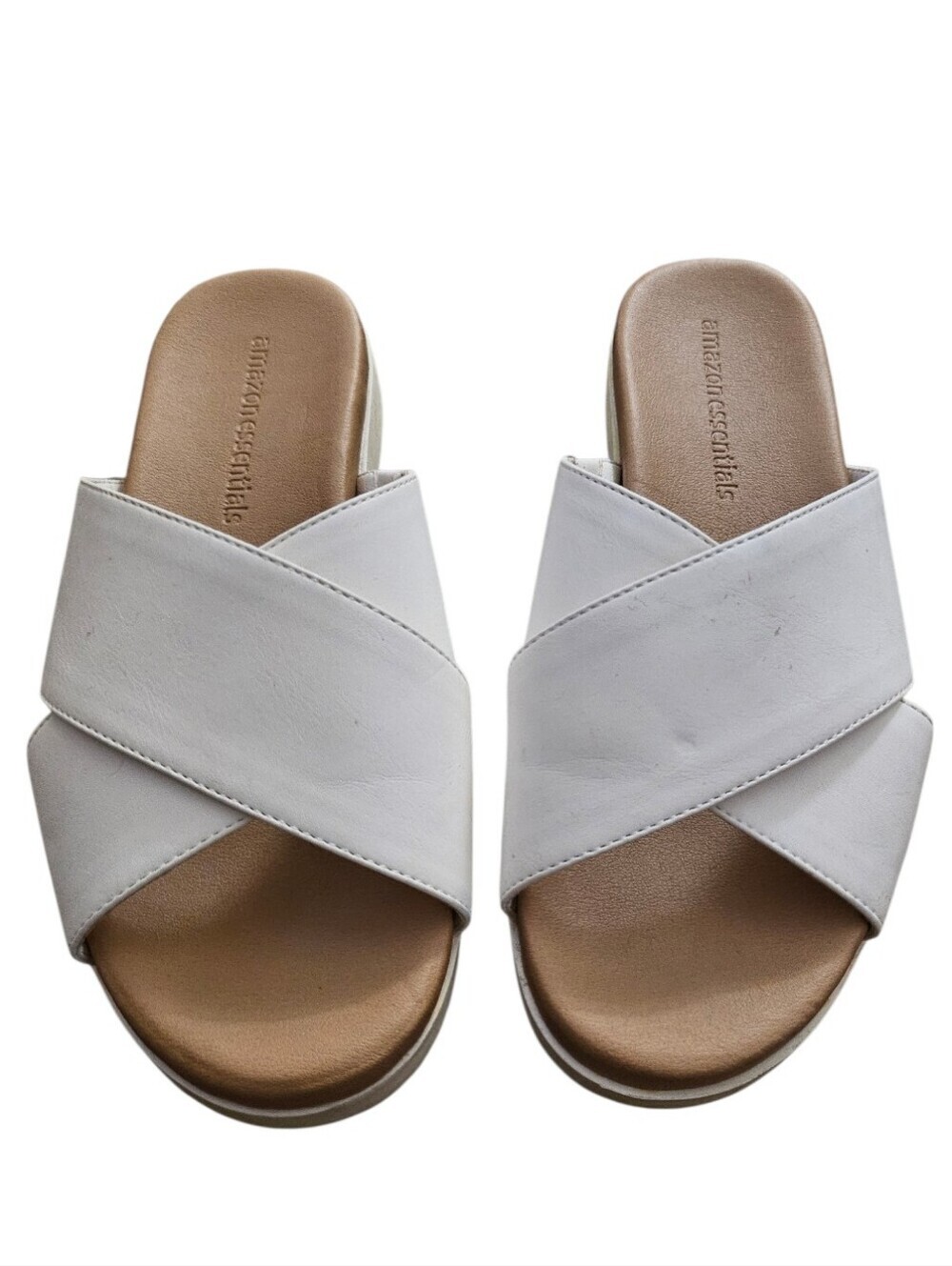 White SZ 6 Criss-Cross Slip-On Sandal Slides